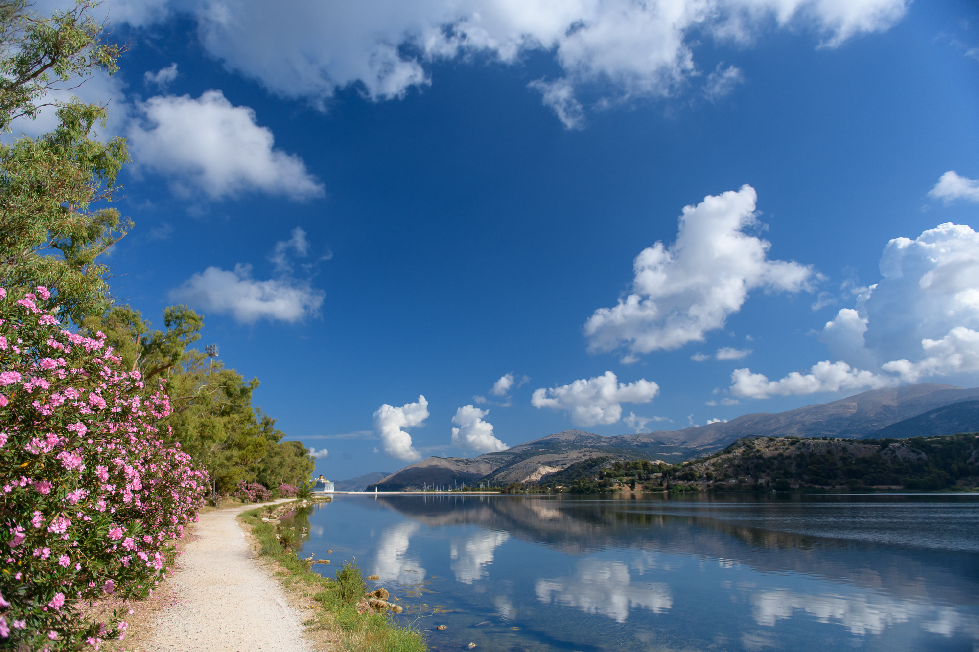 Argostoli lagoon, 14 minutes from Korianna House